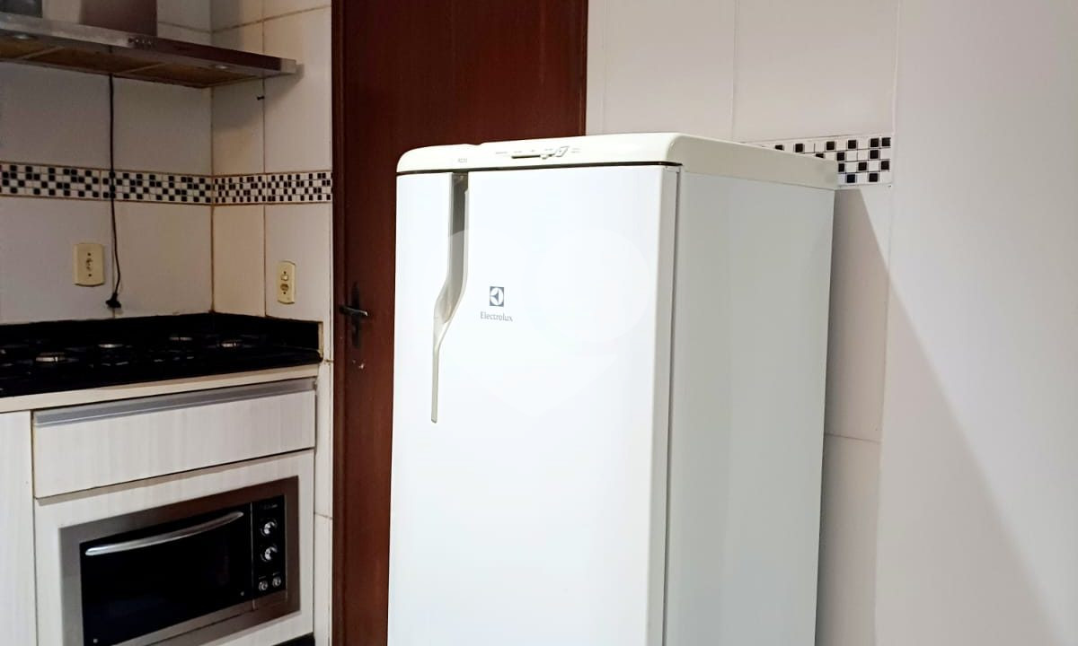 Apartamento Mobiliado à Venda no Fontana