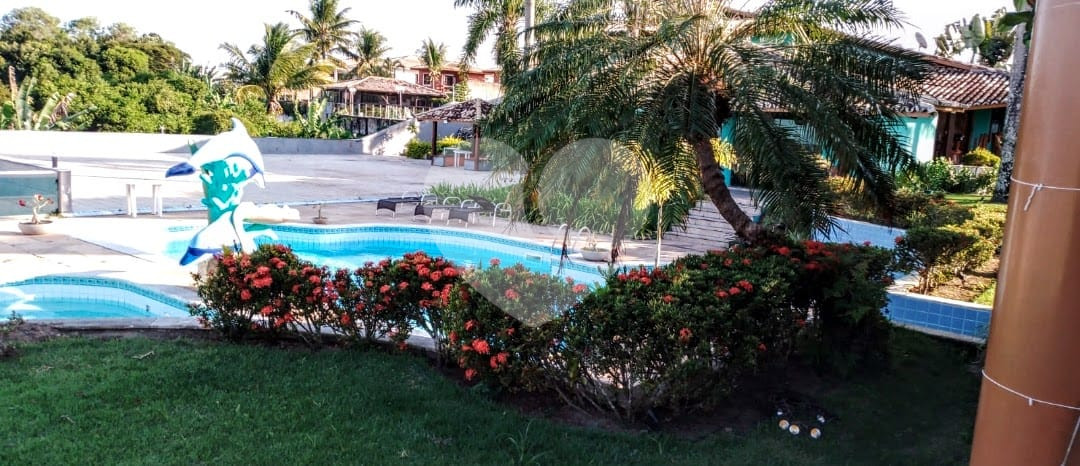 Casa de alto padrão, com estilo colonial com vista para o mar